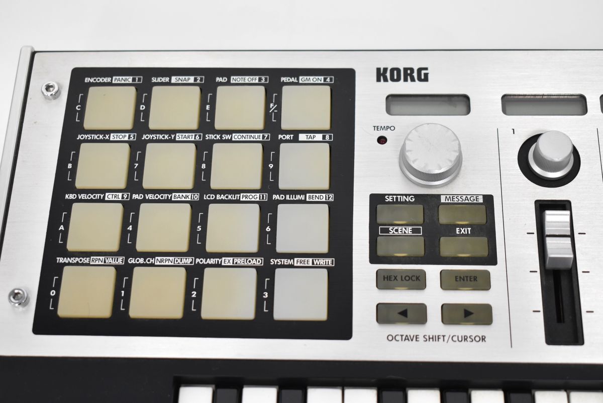 (780P 0417M24) 1円～ KORG コルグ microKONTROL MIDI STUDIO CONTROLLER MIDIキーボード MC-1 【通電のみ確認済】の画像3