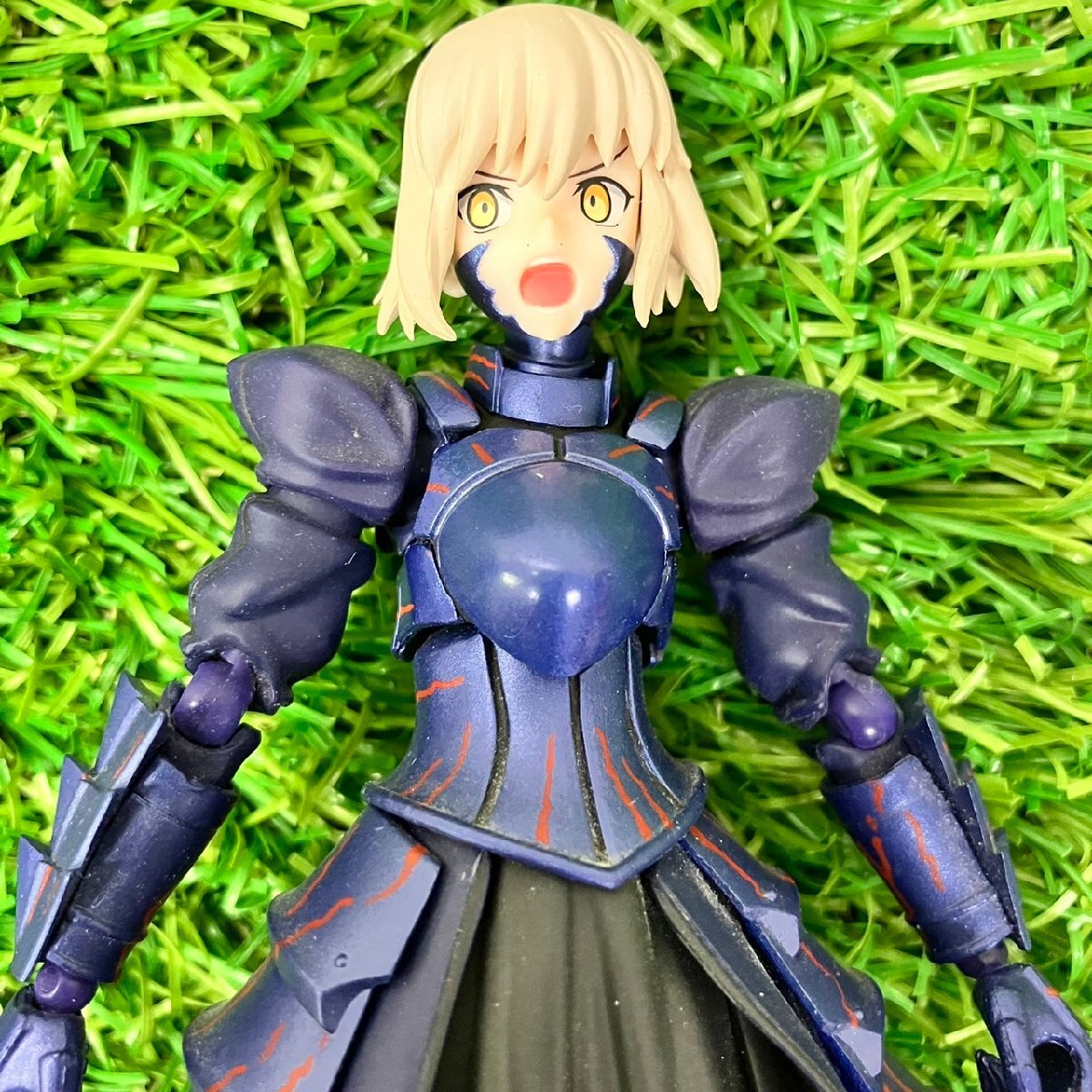 【中古品】『4-488』figma 432 Saber Alter2.0 セイバーオルタ2.0 アクションフィギュアの画像5