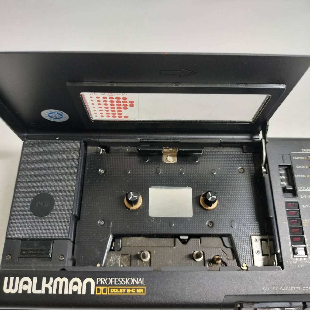 【現状品】『4-529』SONY ソニー WALKMAN ウォークマン WM-D6C　専用ソフトケース付