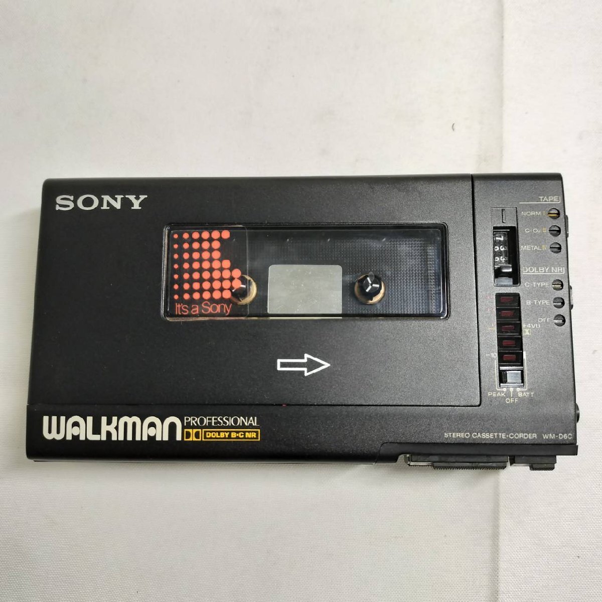 【現状品】『4-529』SONY ソニー WALKMAN ウォークマン WM-D6C　専用ソフトケース付