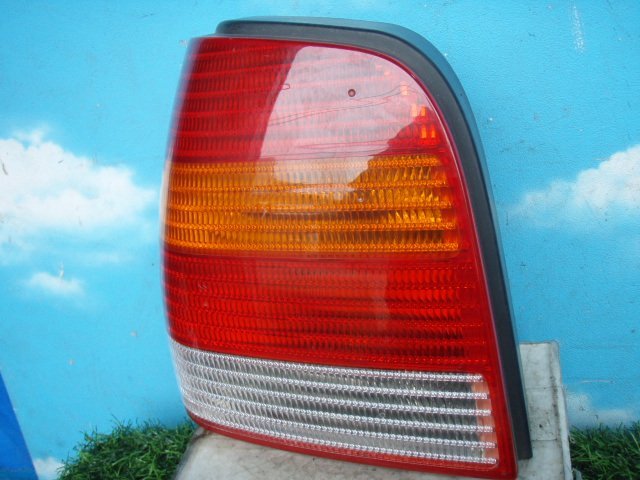 * 6NAHW Volkswagen Polo tail lamp left tail lens left brake lamp 9438 HELLA 223040JJ