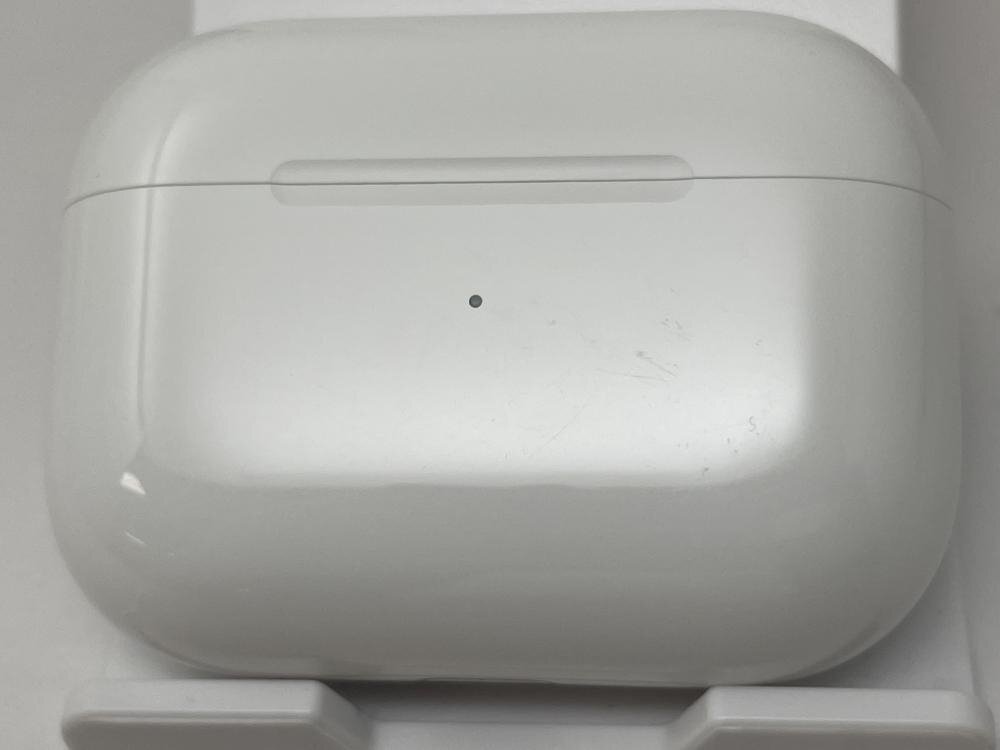 121【美品・保証有】 Apple AirPodsPro 第2世代 MagSafe充電ケース（USB-C）MTJV3J/A ホワイトの画像5