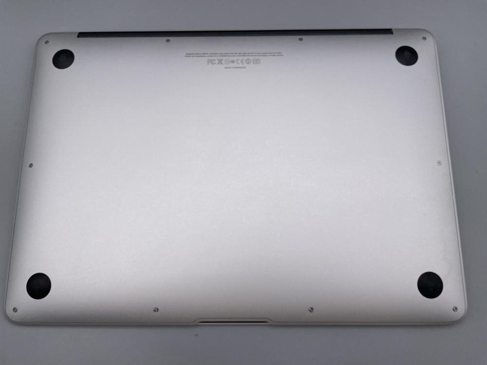 M1002【ジャンク品】 MacBook Air Late 2010 13インチ SSD 128GB 1.86GHz Core 2 Duo /100_画像4