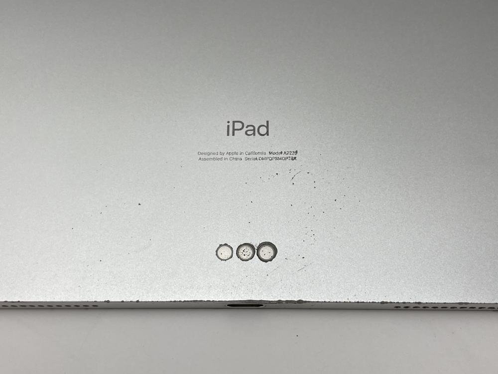 U210【ジャンク品】 iPad PRO 11インチ 第2世代 128GB Wi-Fi シルバーの画像3