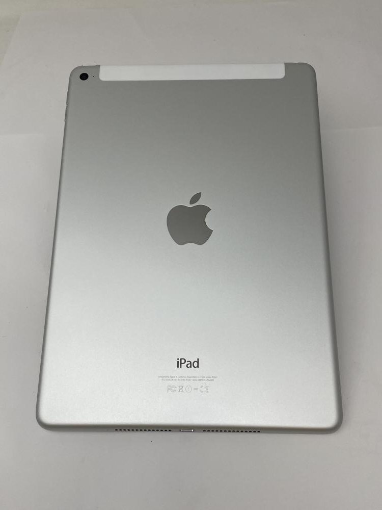 K235【ジャンク品】 iPad Air2 16GB docomo シルバー_画像2