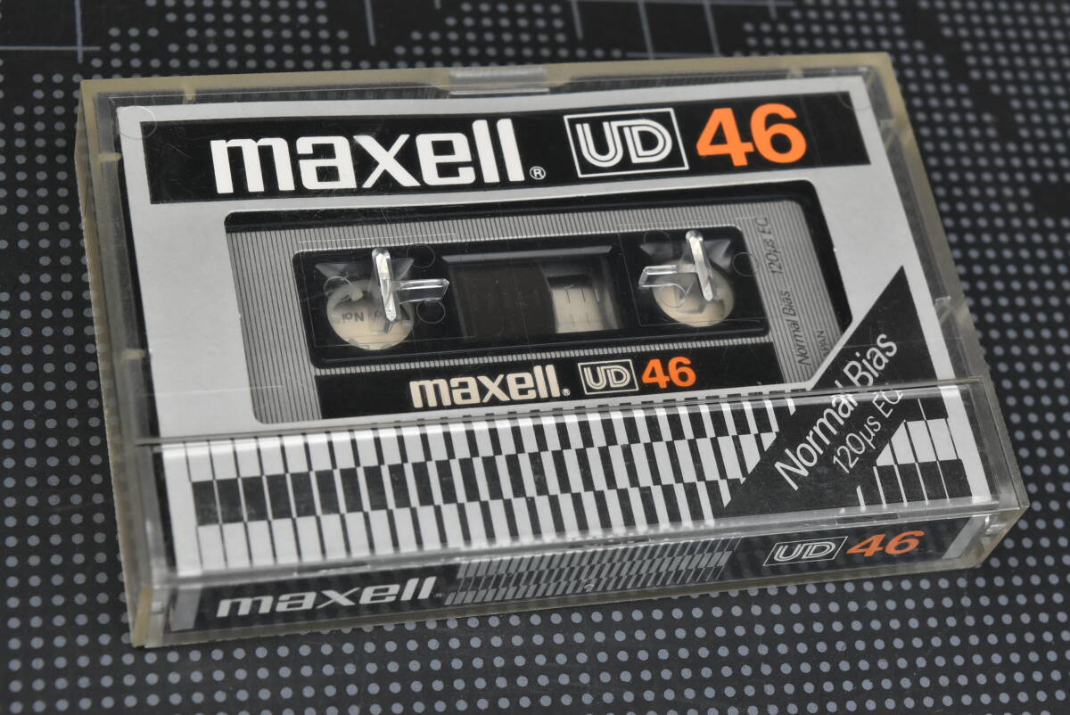 カセットテープ【 maxell : ＵＤ 】マクセル ノーマルテープ “ ＵＤ ” 1978～1982年頃の販売品３巻（未使用・未開封）_③：“ＵＤ” (1978～1979年)