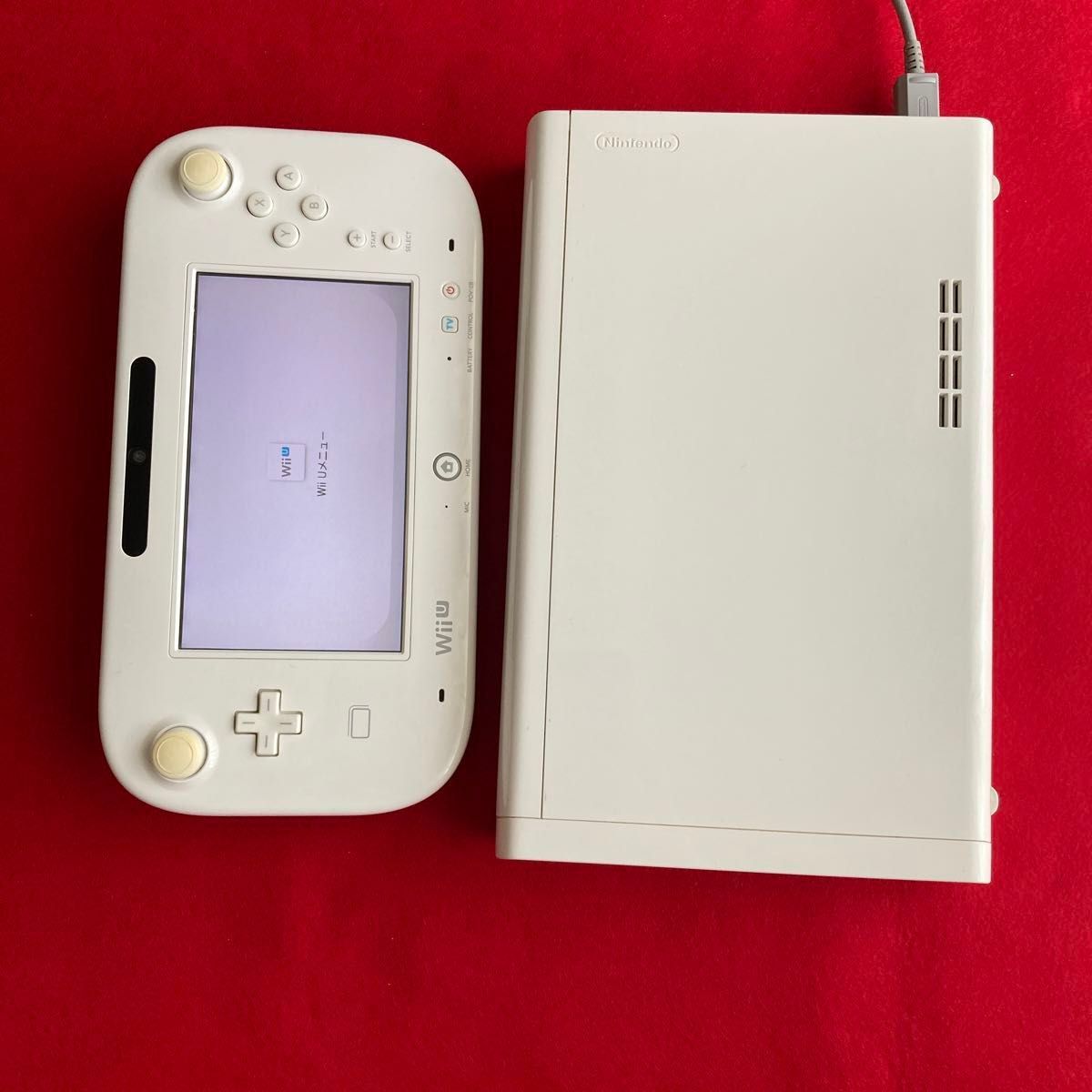 【動作確認済】 任天堂 WiiU 8GB ホワイト　本体・パッドセット　ジャンク品