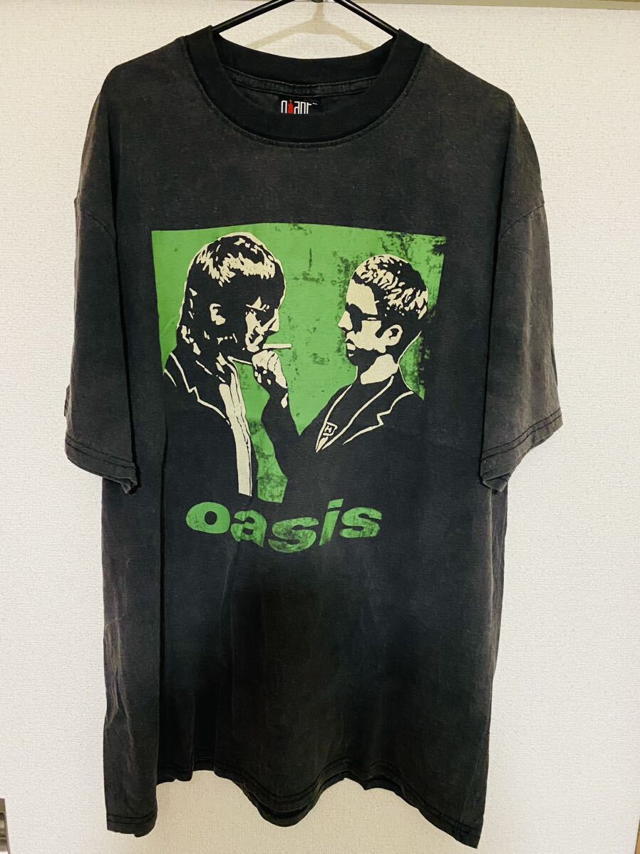 オアシス　oasis Tシャツ　GIANT製 XL 新品未使用_画像1