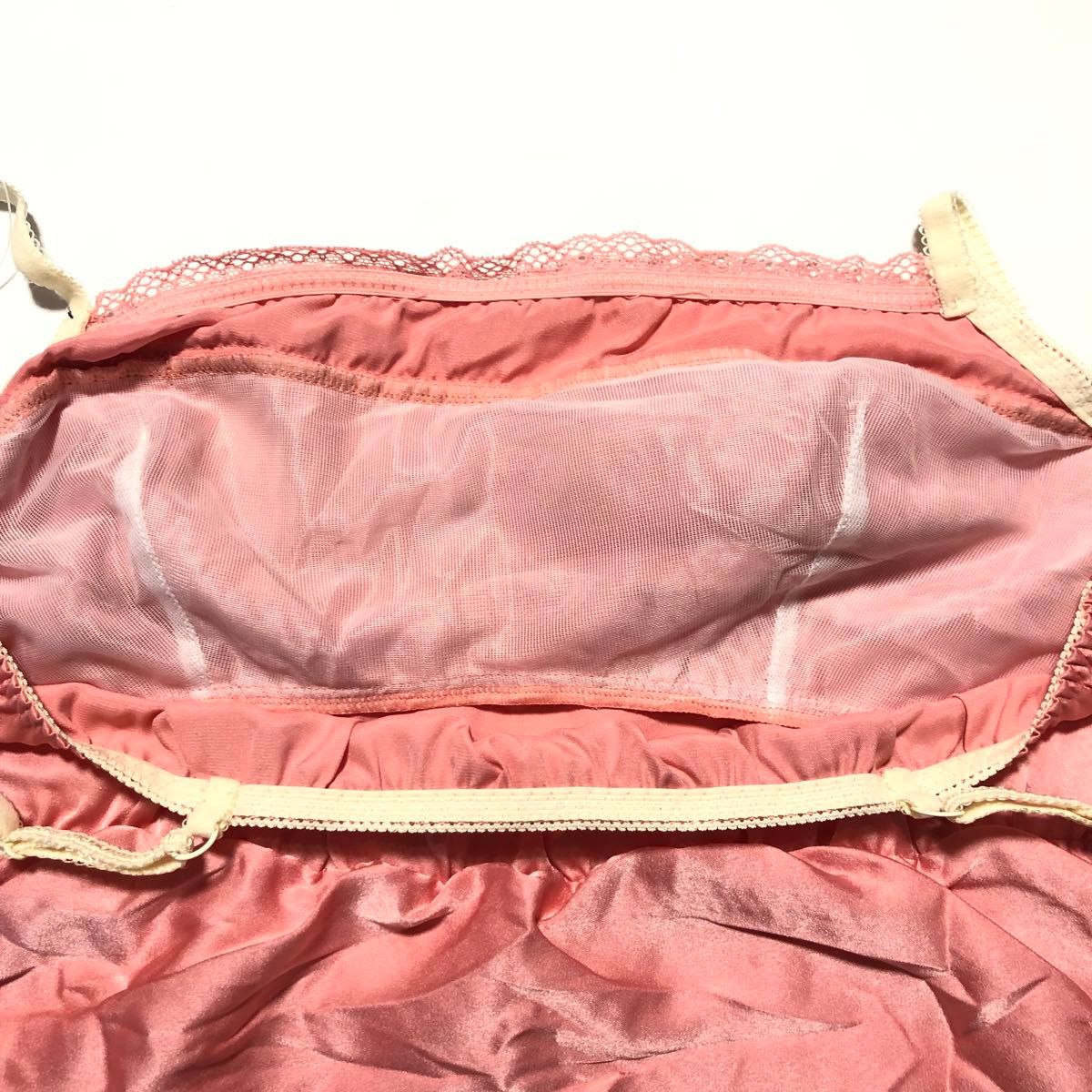 【Risa Magli】《入浴剤1袋付き》リボン&チュールのフリル付き　ピンクのキャミソール　Mサイズ♪