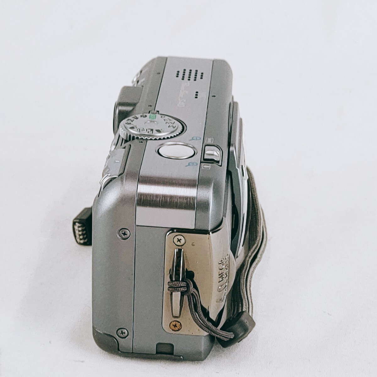 【やや美品】Canon キャノン Powershot パワーショット S40 ZOOM PC1016 デジタルカメラ デジカメ シルバー ヴィンテージ 撮影カメラ_画像5