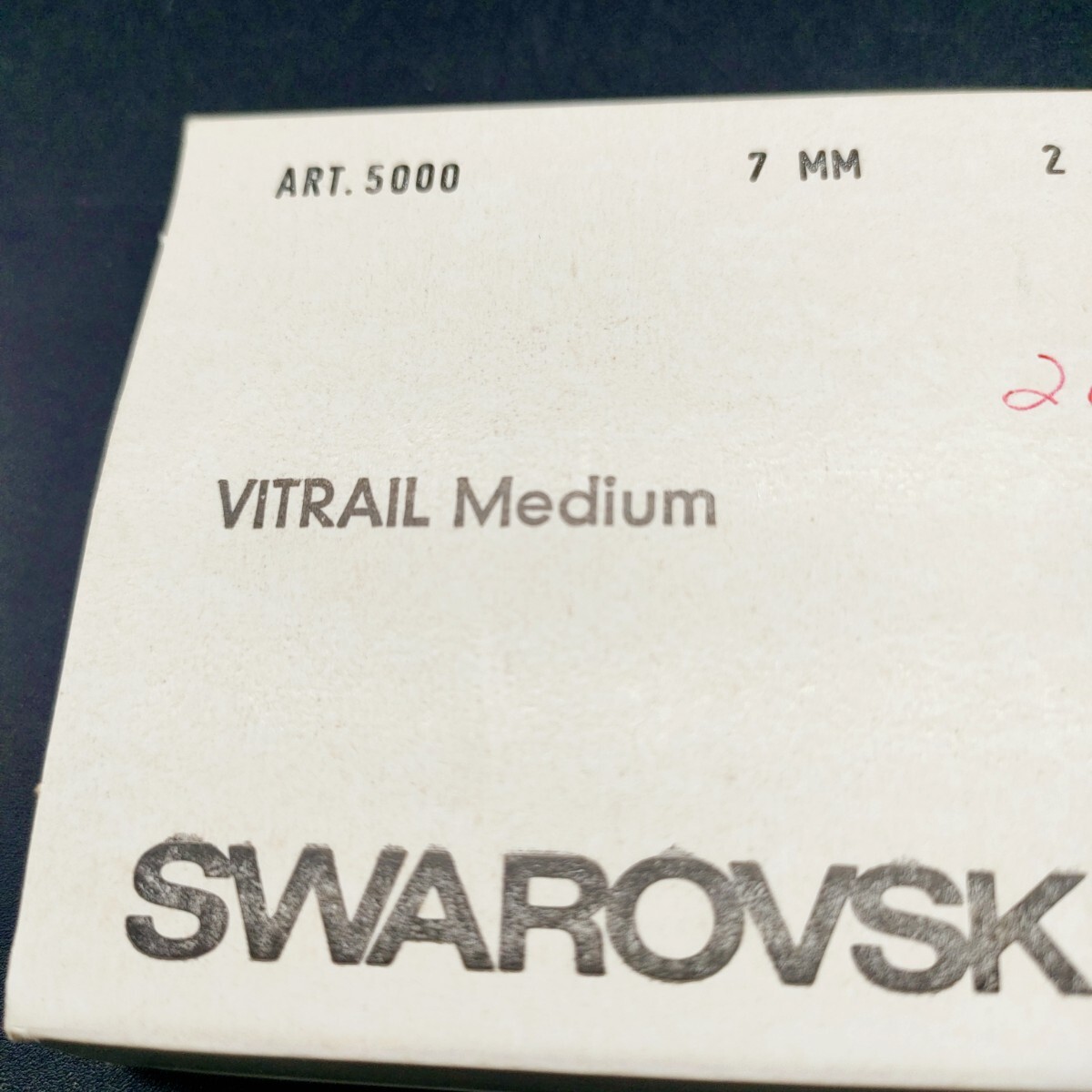 ☆ほぼ未使用 ヴィンテージ SWAROVSKI スワロフスキー ルース Art 5000 VITRAIL Medium ヴァイトラルミディアム 263個 7 MM 2GROSS 裸石の画像9
