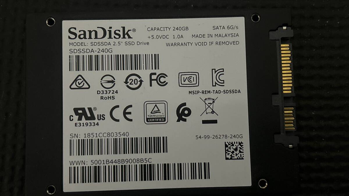 240GB 使用4610時間 SanDisk SSD PLUS おまけTeam XS2 SSD 120GB 送料無料の画像3