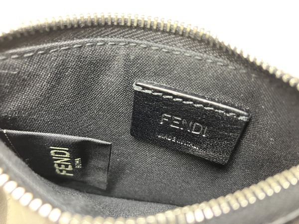 FENDI フェンディ ズッカ スモール コイン カード ポーチ カード FENDI フェンディ ズッカ スモール コイン カード ポーチ カード