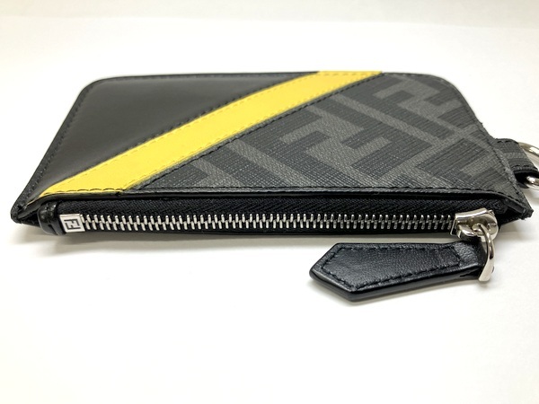 FENDI フェンディ ズッカ スモール コイン カード ポーチ カード FENDI フェンディ ズッカ スモール コイン カード ポーチ カード