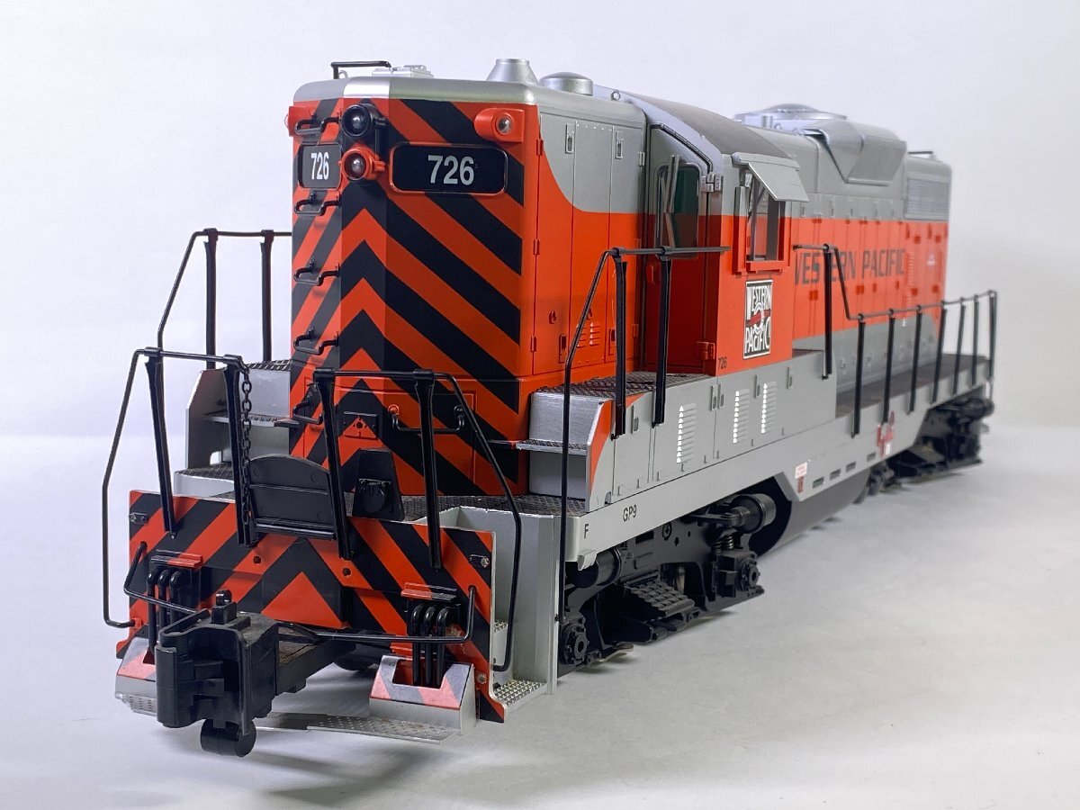9-115■Gゲージ USA Trains WESTERN PACIFIC GP-9 ディーゼル機関車 箱無し 外国車両 同梱不可 鉄道模型(aca)_画像1