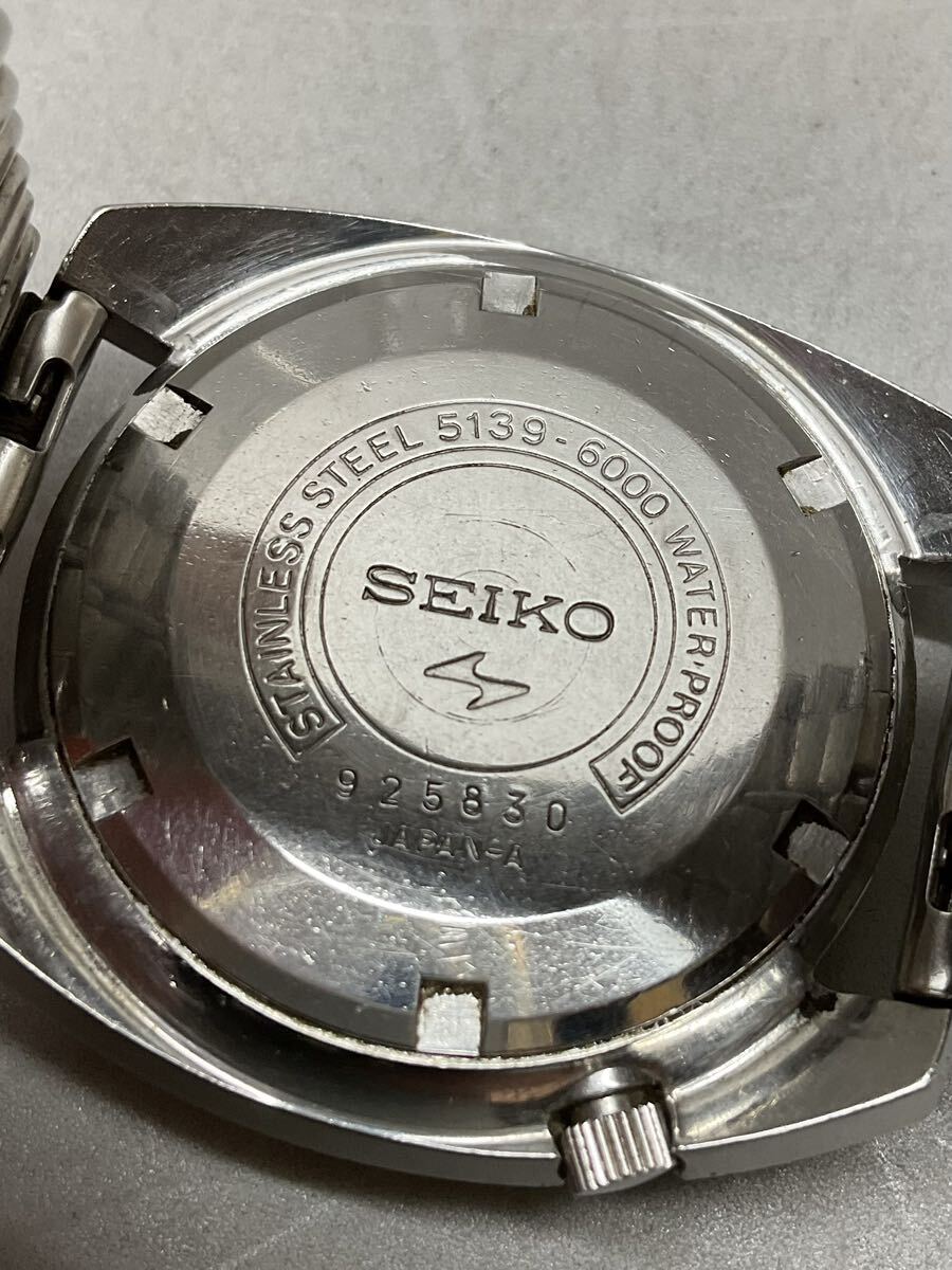 45 SEIKO セイコー 5 デラックス 5139-6000 自動巻き 腕時計 _画像5