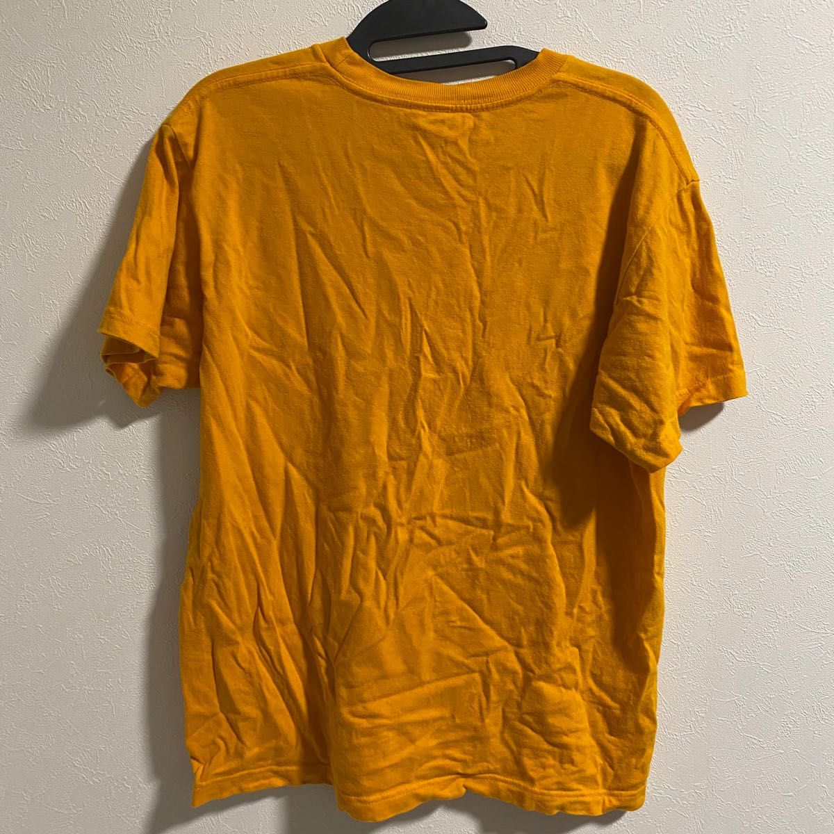 古着　オレンジ　Tシャツ　半袖　メンズ　トップス　USED ティーシャツ　Mサイズ