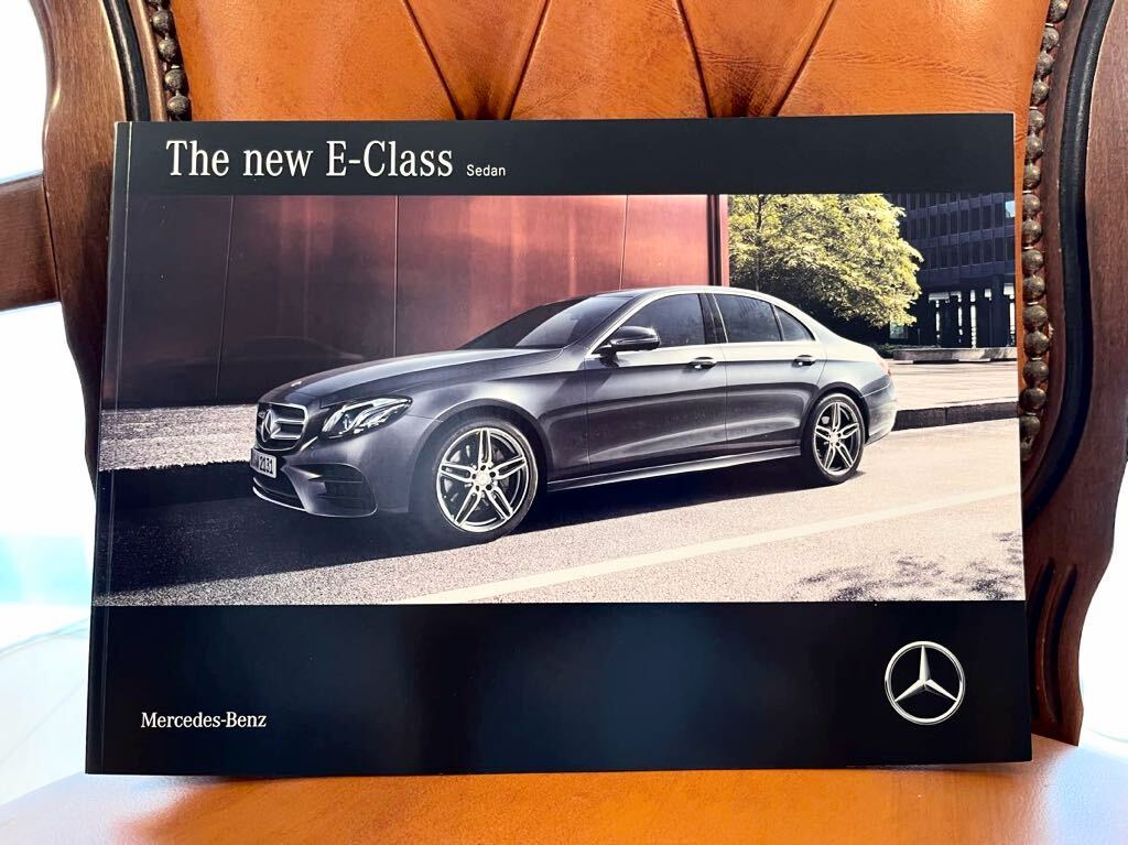 美品 Mercedes-Benz メルセデスベンツ Eクラス W 213 セダン カタログ_画像1