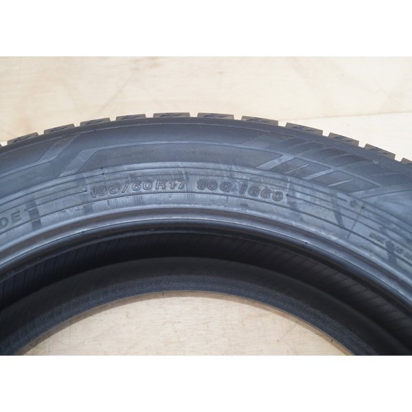 中古 未使用 スタッドレスタイヤ ヨコハマ アイスガード セブン YOKOHAMA iceGUARD 7 iG70 195/60R17 90Q 即決 2本の場合送料込\25,000_画像2