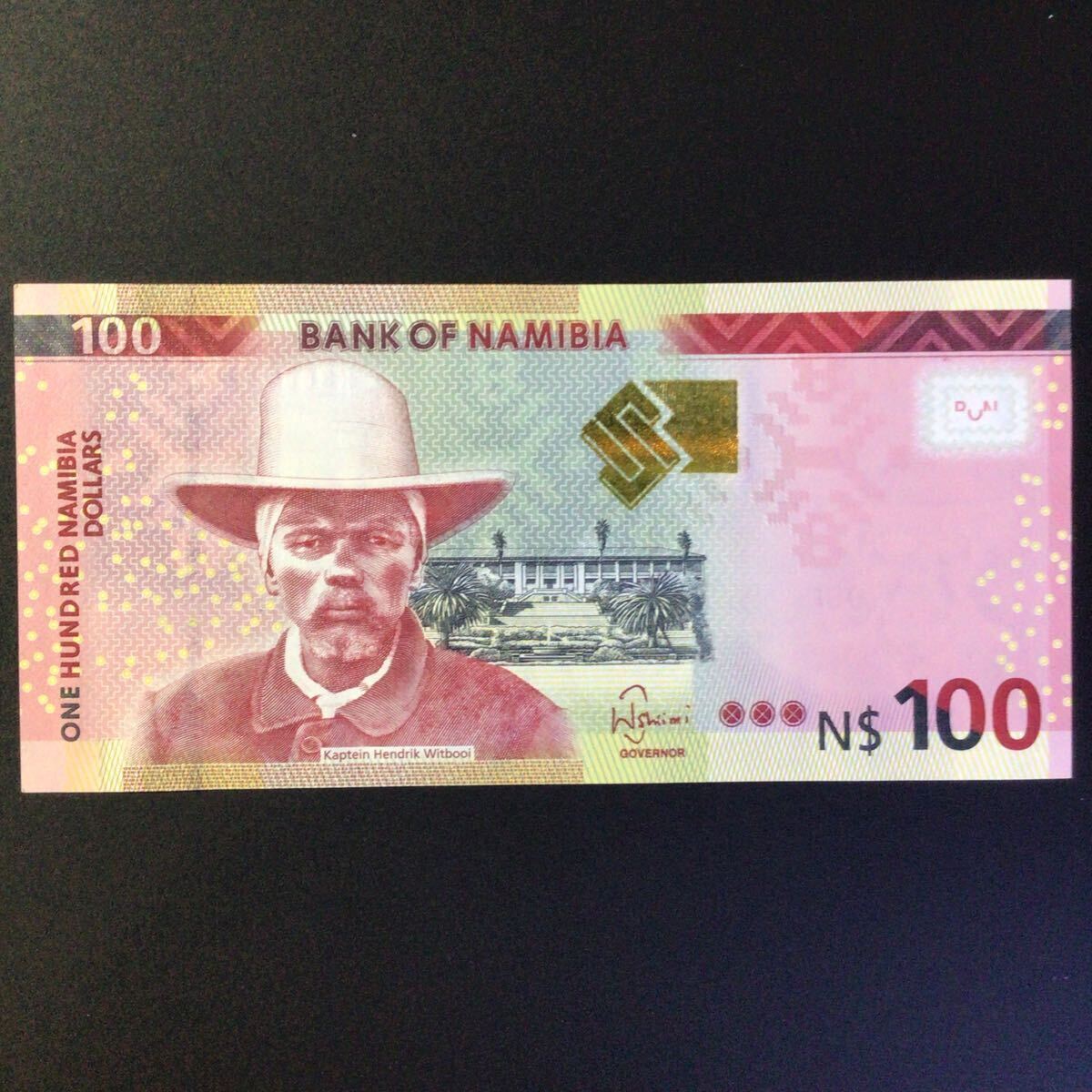 World Paper Money NAMIBIA 100 Namibia Dollars【2012】の画像1