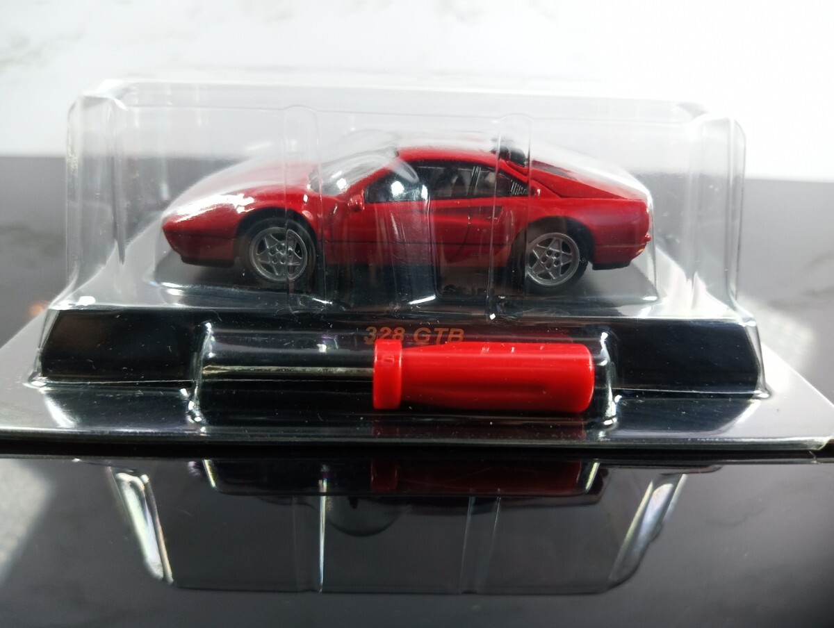 京商 FERRARI 328GTB RED S=1/64　フェラーリミニカーコレクションIII/箱なし/組み立てキット/完成品/カード付属_画像7