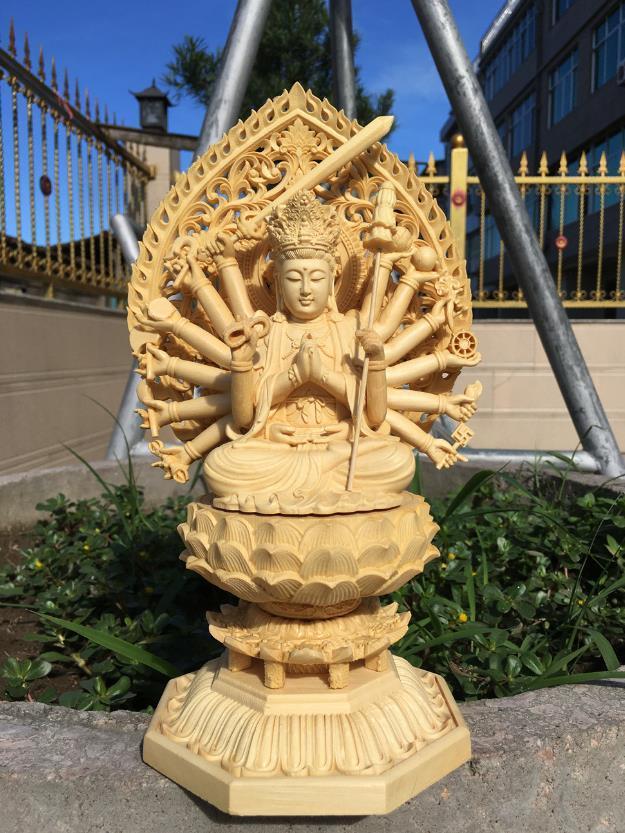 特価★美品★極上の木彫 仏教美術 精密彫刻 仏像 手彫り 極上品 千手観音の画像1
