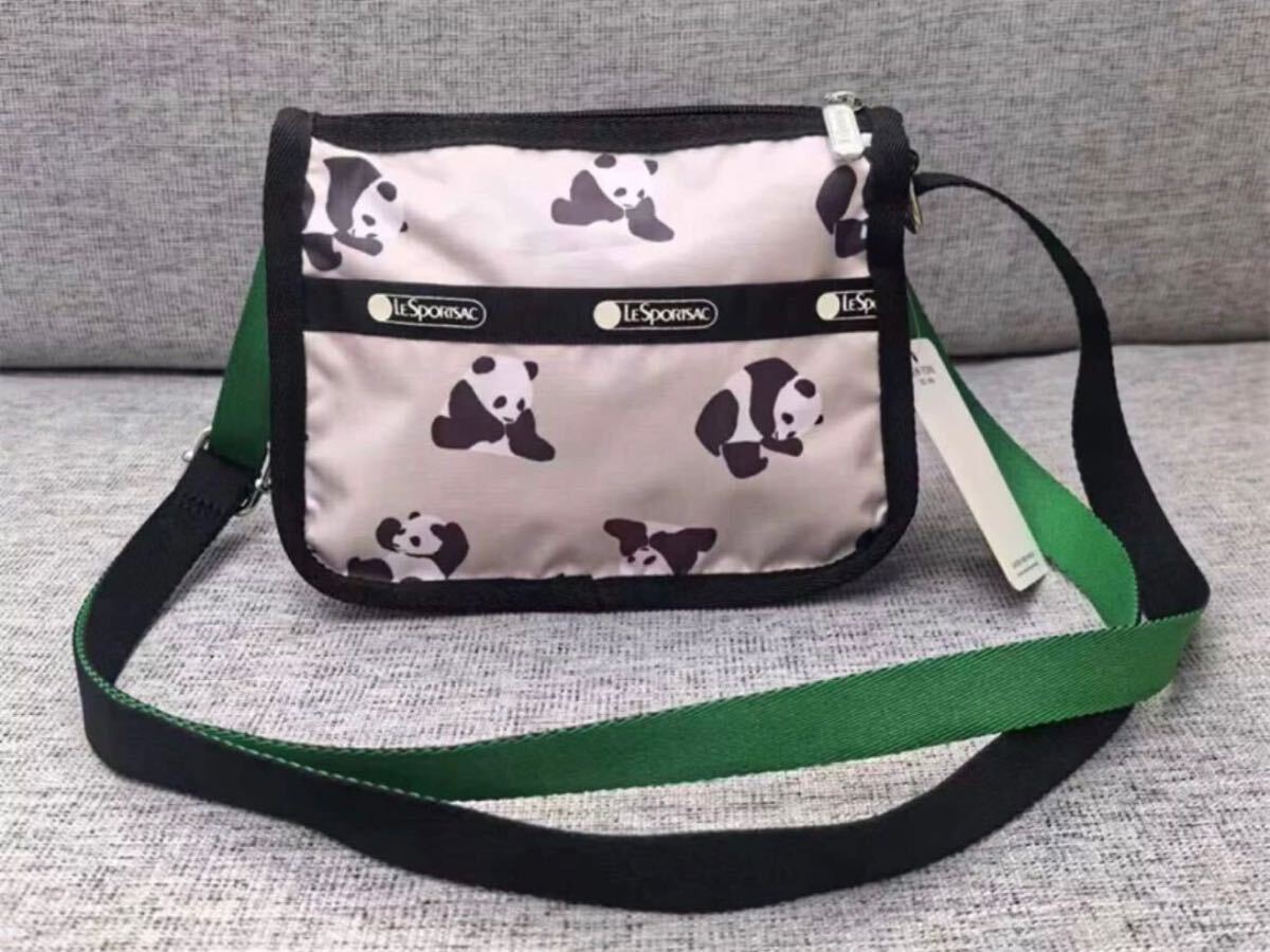 レスポートサック パンダ ミニショルダーバッグLeSportsac