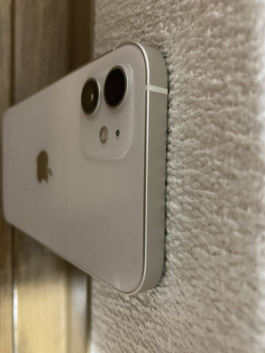 【 美品 】 iPhone 12 64GB ホワイト SIMフリー ※説明欄必読_画像3