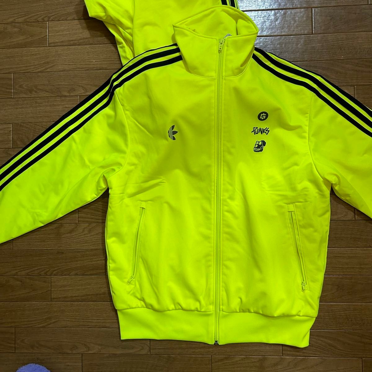 adidas BAYC PUNKS コラボトラックスーツ ジャージ Mサイズ adidas BAYC PUNKS コラボトラックスーツ ジャージ Mサイズ