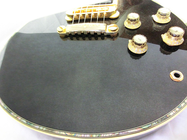 5 エレキギター YAMAHA ヤマハ SG3000 CUSTOM Black Metallic ブラック メタリック ケース付の画像2