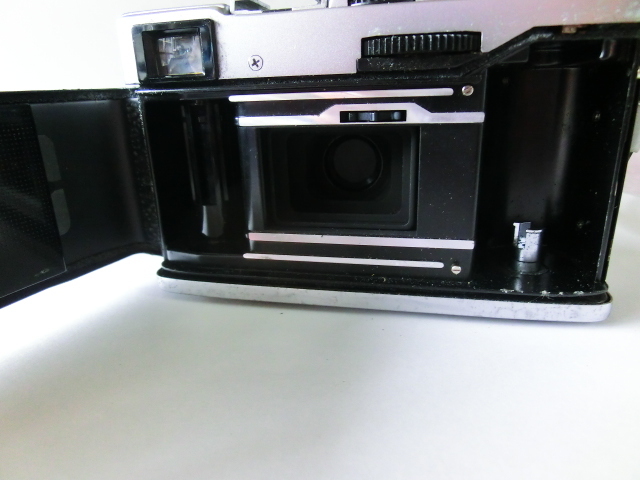 フィルムカメラ　OLYMPUS オリンパス 35 EC 　E.ZUIKO 1:2.8 f=42mm