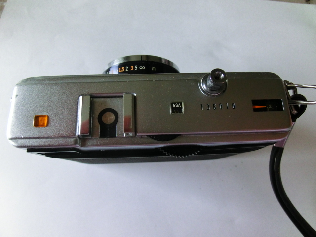 フィルムカメラ　OLYMPUS オリンパス 35 EC 　E.ZUIKO 1:2.8 f=42mm