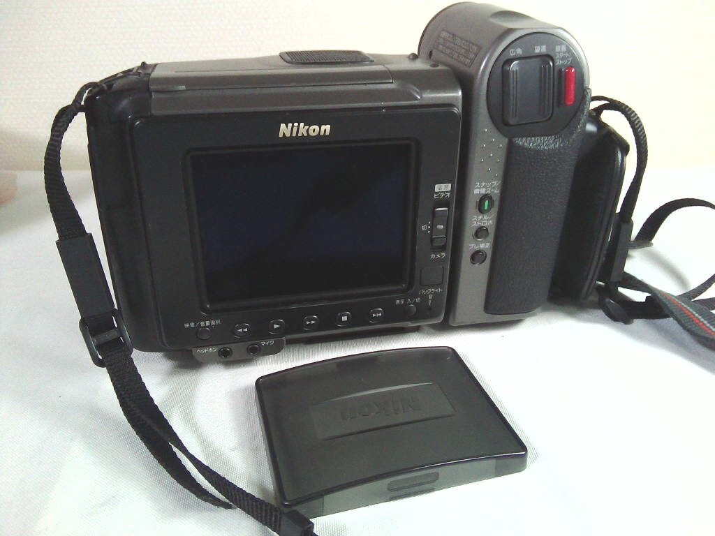 Nikon Hi8ビデオカメラ VS-GH2　日本製　バッテリー付き★未確認！現状ジャンク_画像4