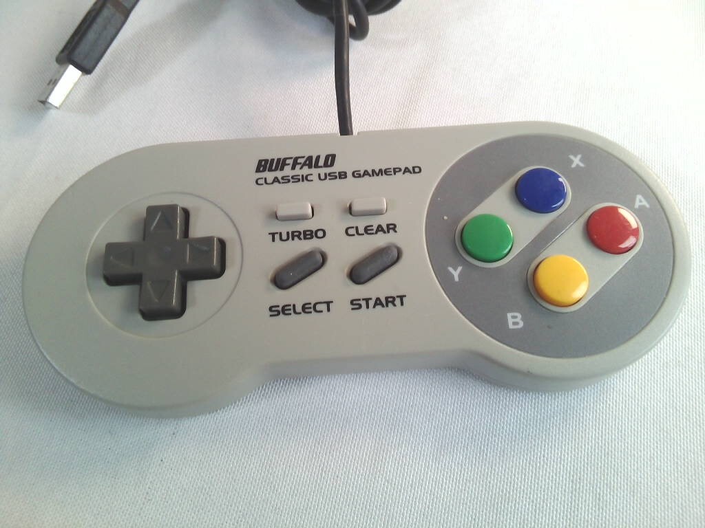 BAFFALO CLASSIC USB GAMEPAD  コントローラー バッファロークラシックゲームパッド BSGP801シリーズ★未確認！ジャンクの画像2