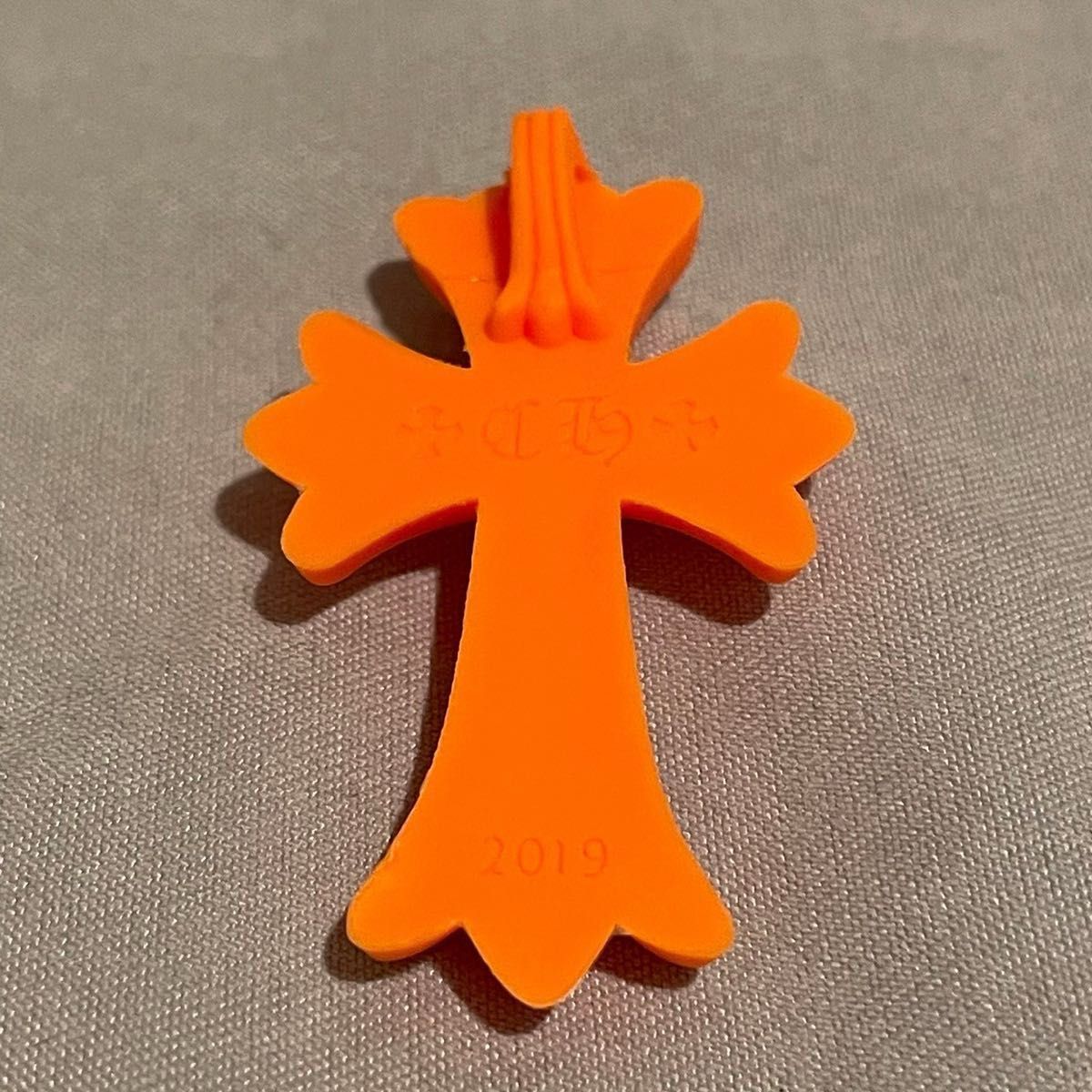 【オレンジ】シリコンネックレス　クロス ネックレス 十字架 ラバー シリコン 首飾り ペンダント