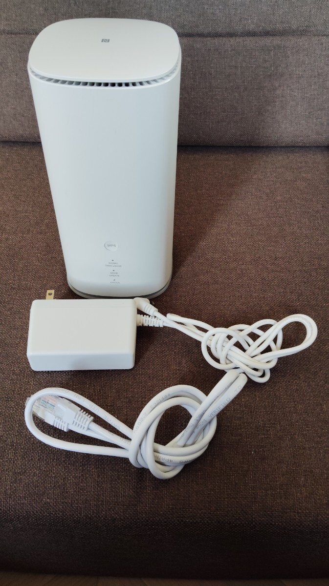 Speed Wi-Fi Home 5G L13 ZTR02 ホワイト ＆ TP-Link Tapo C210 ホワイト セットの画像4