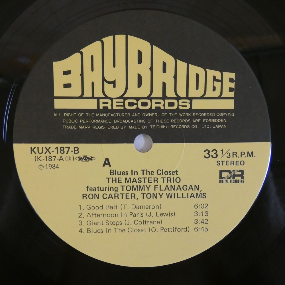 47054829;【帯付/美盤/Baybridge】The Master Trio / Blues in the Closet_画像3