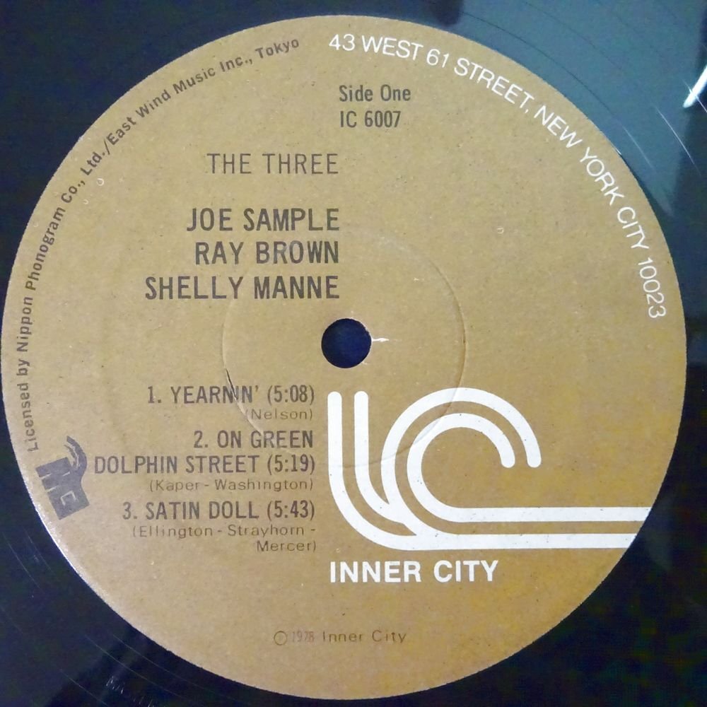 11185807;【US盤/Inner City/見開き】Joe Sample, Ray Brown, Shelly Manne / The Threeの画像3