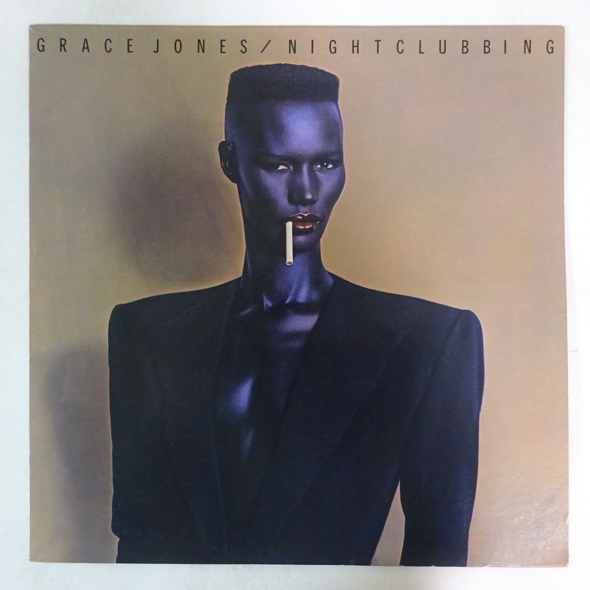 11185472;【国内盤/Island】Grace Jones / Nightclubbingの画像1