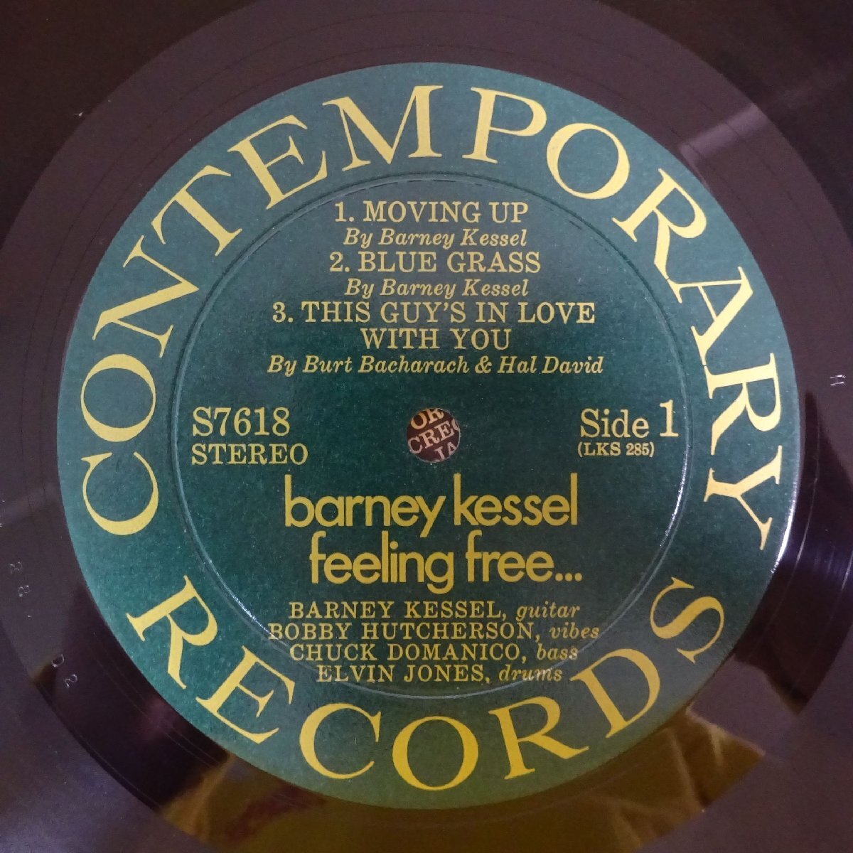 14030869;【ほぼ美盤/US盤/CONTEMPORARY/艶緑ラベル/深溝】Barney Kessel / Feeling Freeの画像3