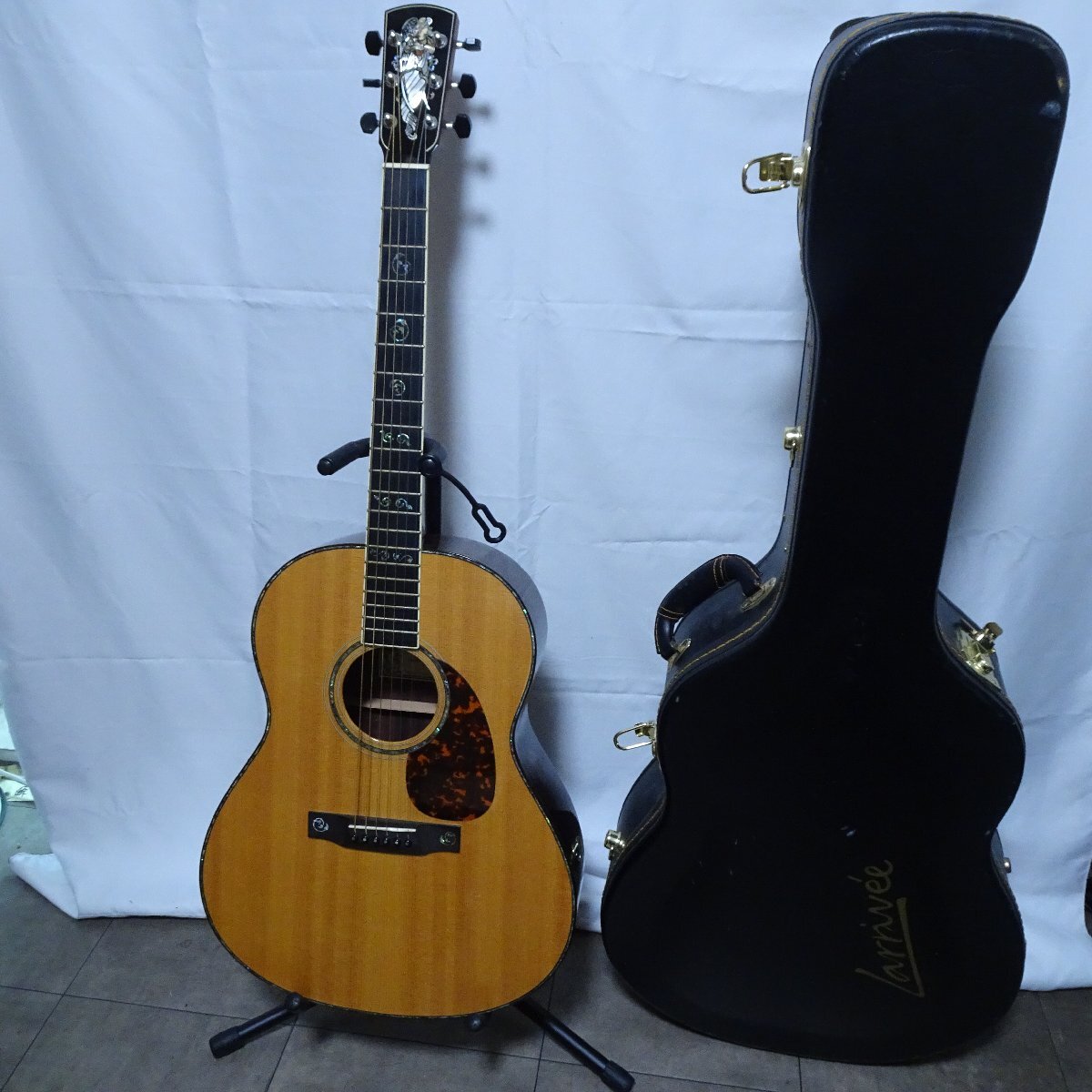 Q10596【発送可!オリジナルハードケース付!】Larrivee ラリヴィー L 10 Angel アコースティックギターの画像1
