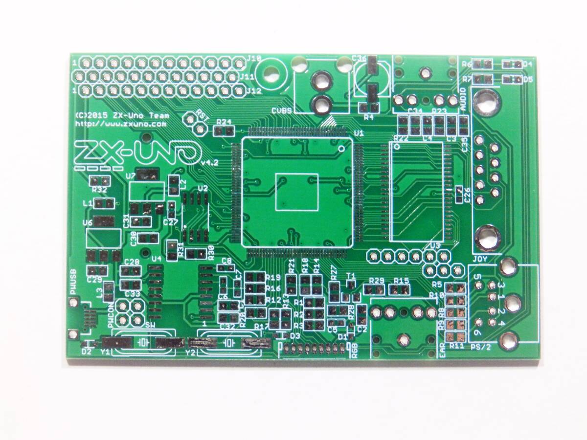 ZX-UNO v4.2 製作用 プリント基板 緑色 FPGA ZXUNO ZX UNO ZX-SPECTRUM クローン Xilinx Spartan XC6SLX9-2TQG144C eb9e9_画像1