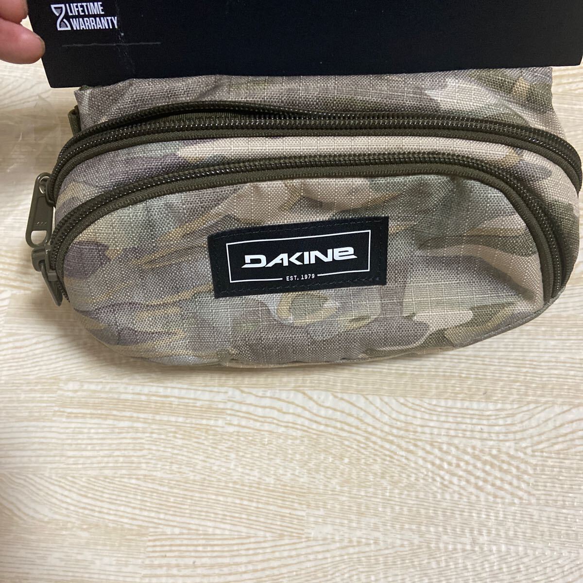 DAKINE HIP PACK VINTAGE CAMO 新品　米国直輸入品