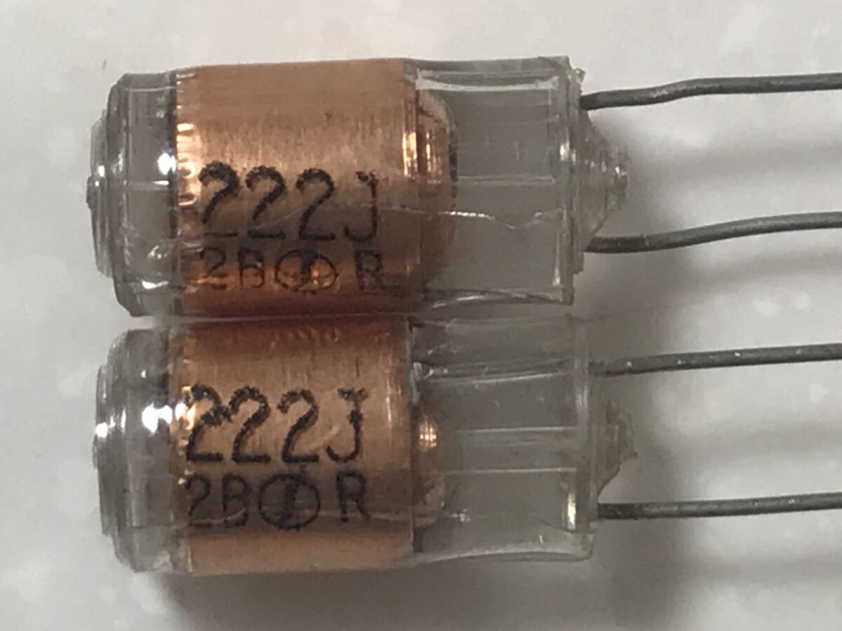 銅箔スチロールコンデンサ 222J2B 2200pF 未使用 2個1セット_画像1