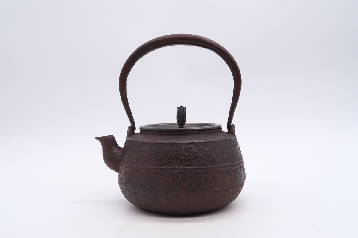  large .. small . iron kettle copper cover Zaimei . tea utensils hot water . small teapot ( cold .)