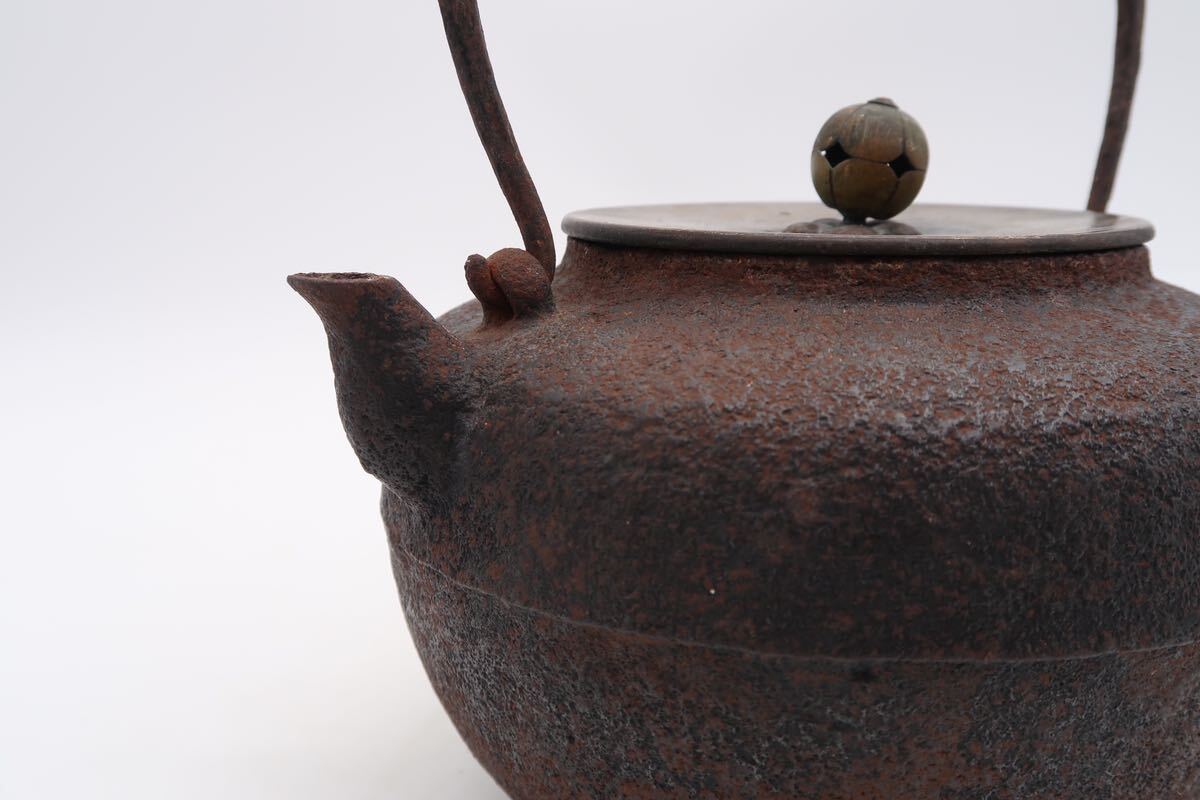 釜師 忠三朗 鉄瓶 銅蓋 在銘 煎茶道具 湯沸 急須茶道具 金属工芸 の画像8