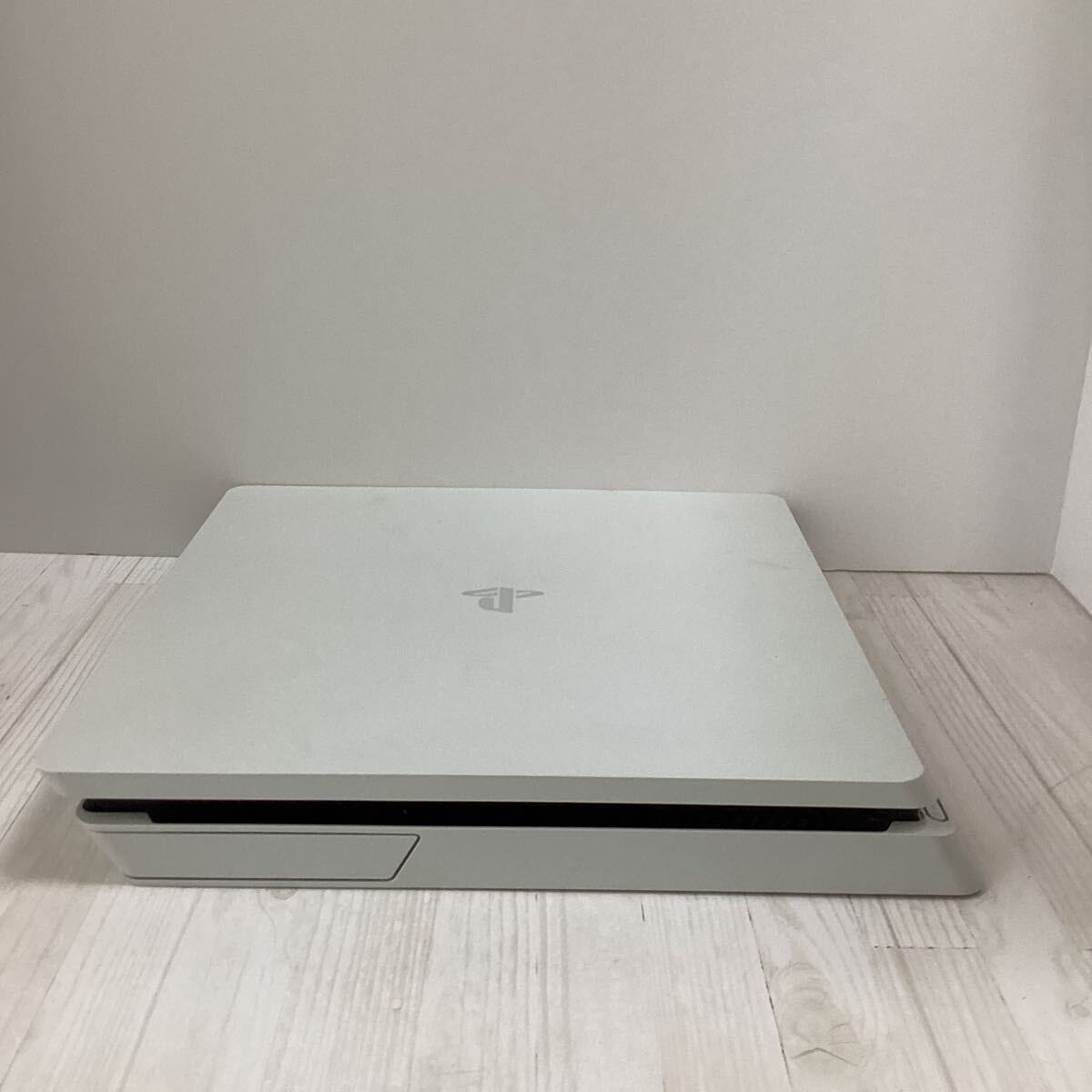【中古】SONY  PlayStation4CUH-2200Bグレイシャー ホワイト の画像6