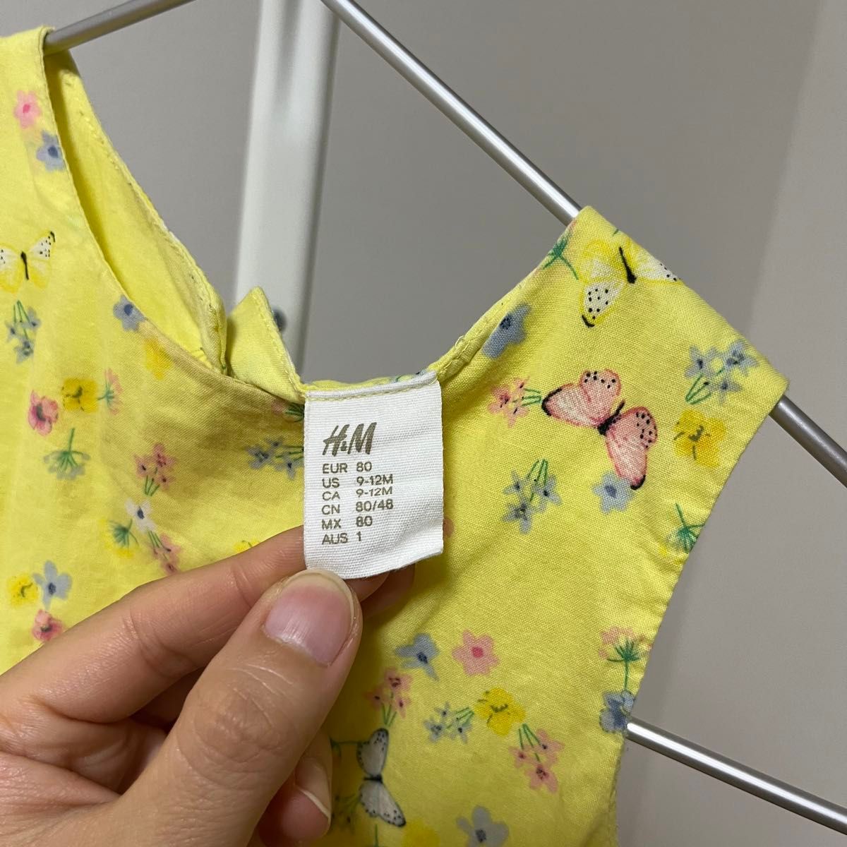 H&M  ワンピース 花柄 ノースリーブワンピース ドレス