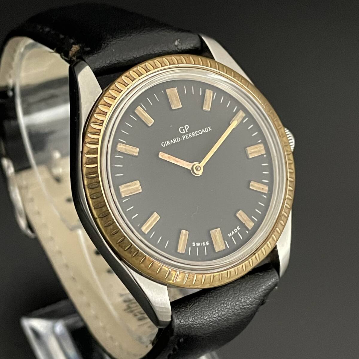 【訳あり】ジラールペルゴ/Girard Perregaux/ラウンド/1980’s/ゴールドカラー/35㎜/黒/ブラック/手巻き/メンズ腕時計/紳士の画像2