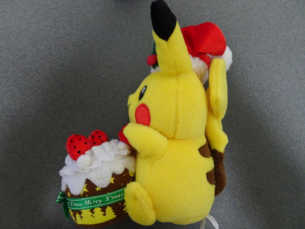 ポケモンセンター　クリスマス2009年　ピカチュウ　ぬいぐるみ_画像2